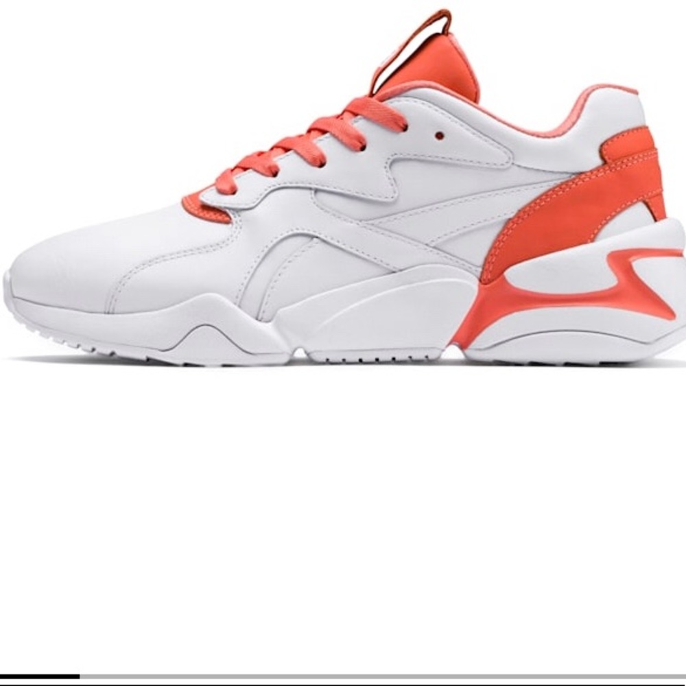 Brand New Women’s Puma Nova x Pantone 2